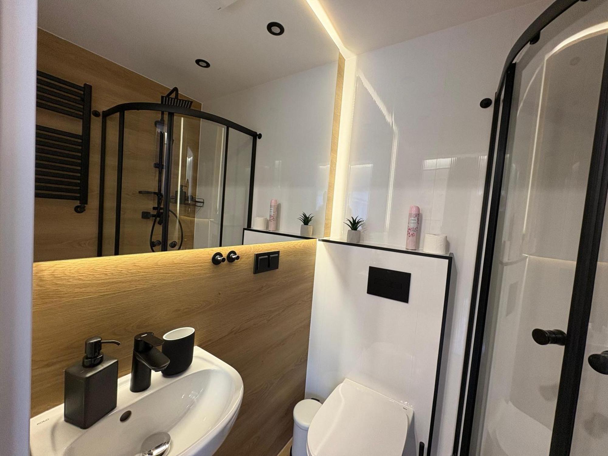 Stylowe Apartamenty W Centrum Wrocław Exterior foto